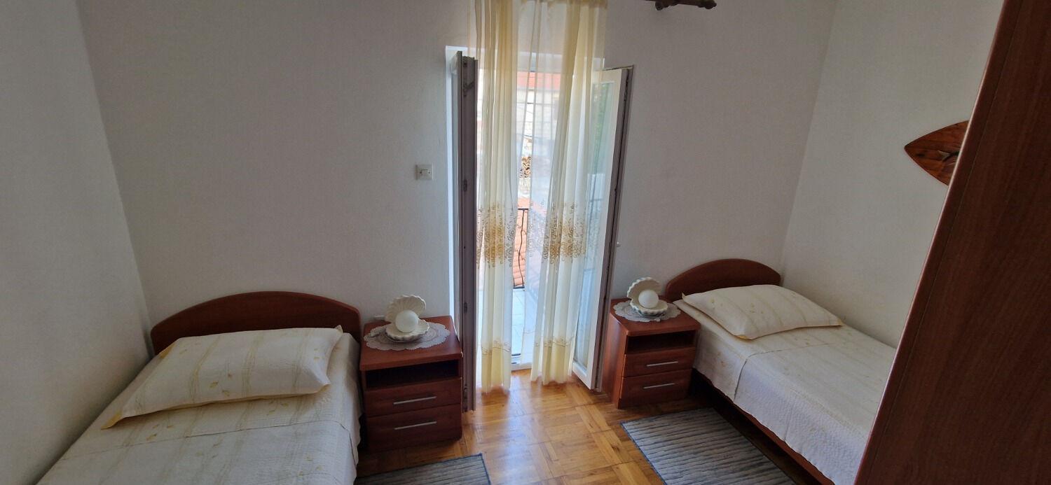 Apartment Tenara Βις Εξωτερικό φωτογραφία