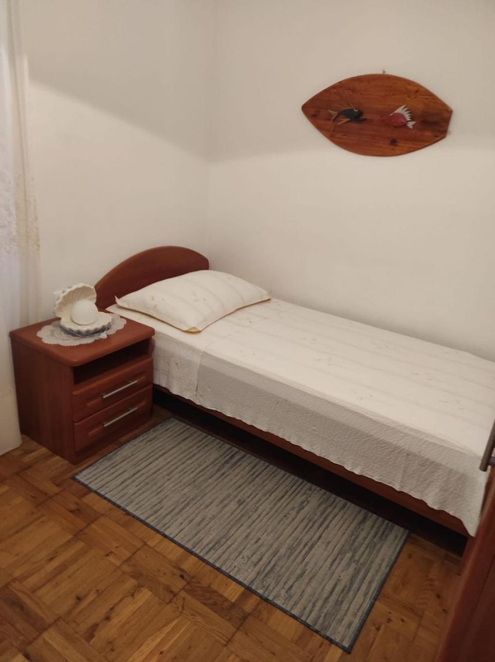 Apartment Tenara Βις Εξωτερικό φωτογραφία