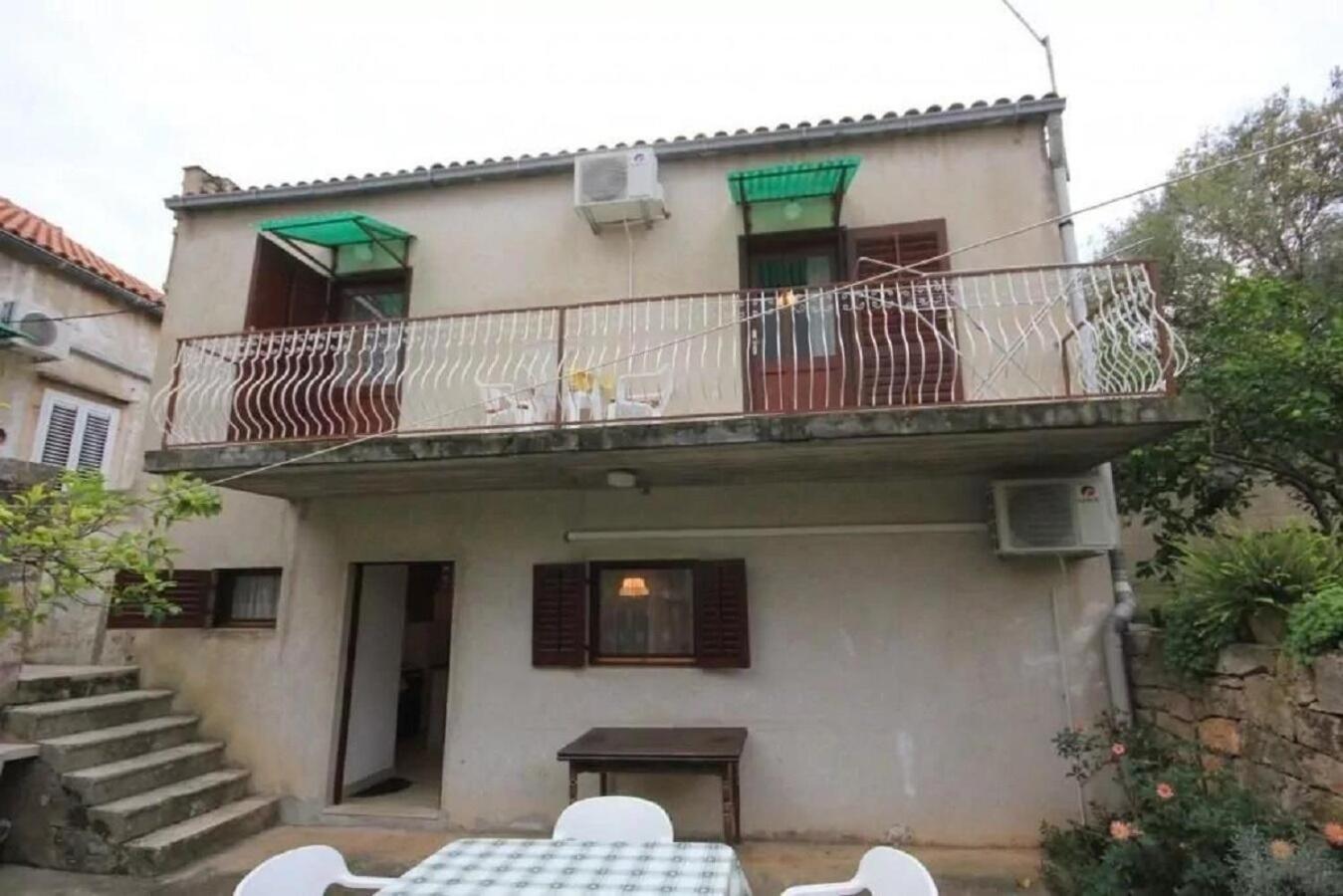 Apartment Tenara Βις Εξωτερικό φωτογραφία